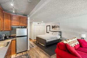 PrivateCozy Kings Beach Retreat
