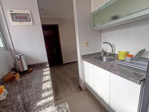 Comfy and quiet 2 Bed - Embassies Calacoto Pinos - TC Oficial