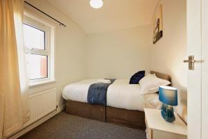 Silver Bambu Liverpool Hideaway