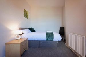 Silver Bambu Liverpool Hideaway