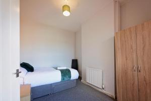 Silver Bambu Liverpool Hideaway