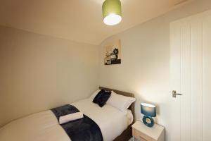 Silver Bambu Liverpool Hideaway
