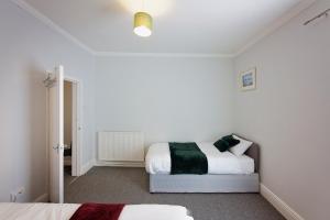 Silver Bambu Liverpool Hideaway