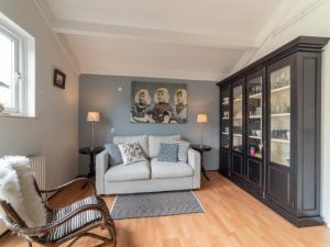 Holiday Home in Zeeland with Spacious Garden