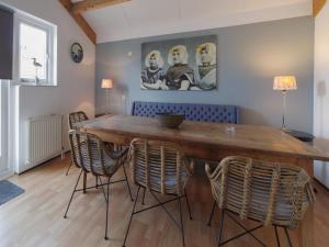 Holiday Home in Zeeland with Spacious Garden