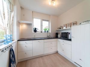 Holiday Home in Quiet Dutch Park for Families