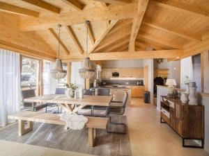 Chalet in Königsleiten near Ski Lift