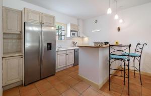 4 Bedroom Gorgeous Home In Fayence