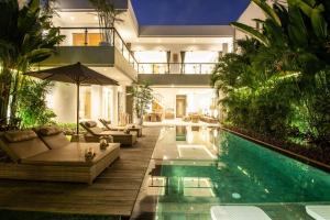Modern 4bd villa, amazing location in Seminyak