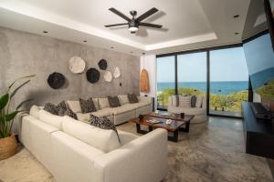 Casa Serena, Caribbean Paradise with Ocean View and Breathtaking Sunsets