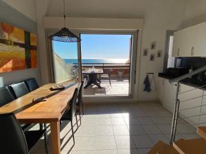 Port Leucate: Appartement T3 Duplex Climatisé, 6 Pers, Face à la Mer, Parking - FR-1-798-53