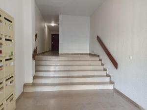 Studio rénové front de mer avec climatisation et animaux admis, idéal pour 2 personnes à Sète - FR-1-338-606