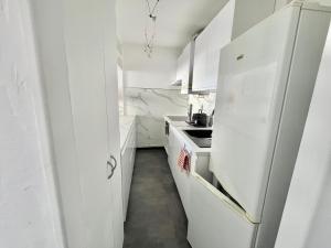 Appartement lumineux plage pour 4 pers avec piscine et parking - FR-1-716-81