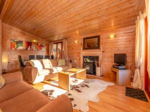 Astbury Falls Escape - A Tranquil Stay in Nature - Pass the Keys