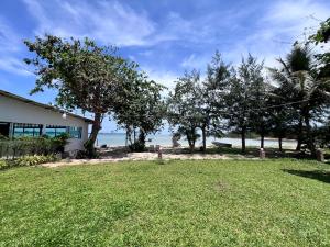 พายเนอรี รีสอร์ท @แหล่มแท่น (Pinery Resort)