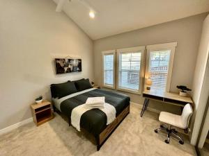 Retreat 7B4B Resort Pool Hot Tub Game City View