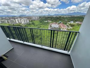 PakBoy Podium 3 Bed Rooms