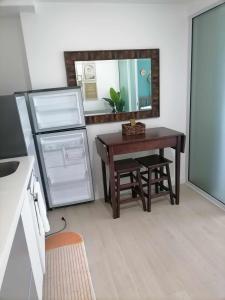 Luxury 1Bedroom Condo Unit Near Manila Airport - Azure Resort Residences