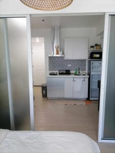 Luxury 1Bedroom Condo Unit Near Manila Airport - Azure Resort Residences