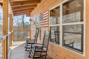 Hawkeye Ridge cabin