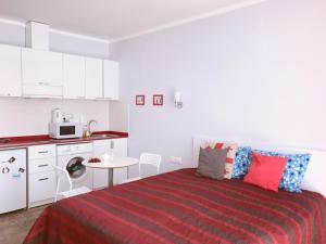 Sea view apartment 1st line