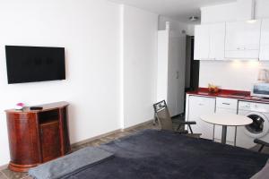 Sea view apartment 1st line