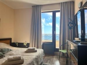 Golden Sands - Sirena 222