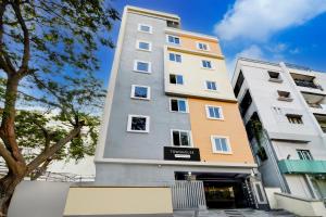 Super Townhouse Lanco Hills Gachibowli