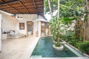 Stylish 1BR Villa with Pool, 800m to Canggu Beach