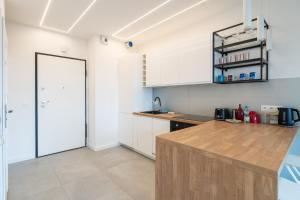Spodek Serenity Studio by BookingHost