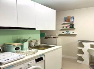 Cozy Studio with Balcony and Pool View