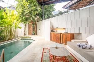Chic 1-br Villa With Pool, 4 Mins To Echo Beach,