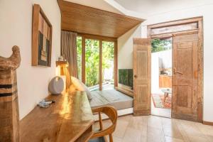 Chic 1-br Villa With Pool, 4 Mins To Echo Beach,