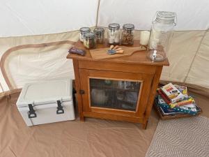 Fairy Wren Off Grid Luxury Glamping Retreat in Wine Country