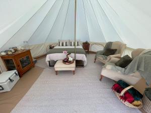 Fairy Wren Off Grid Luxury Glamping Retreat in Wine Country