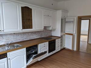 Zentral gelegen, Sehr geräumig, 3 Zimmer, 3 Betten