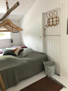 Authentic Beach House In Ballen