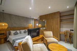 Villa Arunika - Stylish tropical 2BR Villa close to Nyanyi beach!