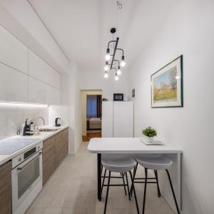 Premium DC Apartment Osijek by GREEN Croatia