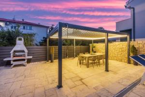 Luxury Villa Magic with swimming pool