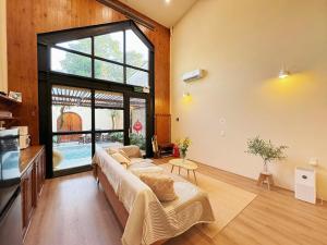 Cherish Villa near beach with jacuzzi pool and BBQ garden