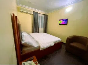 Rolak Comfort Gardens - Ikotun