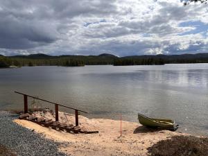Lakeside cabin Riekonkieppi