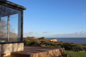 Inglewood - Historic retreat with incredible sea views