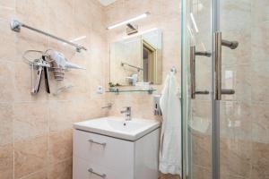 Private Retreat Close to Stations in Praha 3