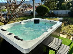 Sublime Tiny House avec piscine et jacuzzi privé près de Braga