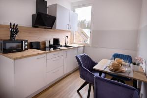 Design Apartment mit Kingsize-Betten & Balkon