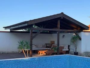 Holiday house Botunya,private luxury house