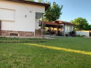 Holiday house Botunya,private luxury house