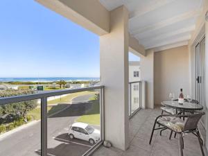 Big Bay Beach Club 22 Bloubergstrand